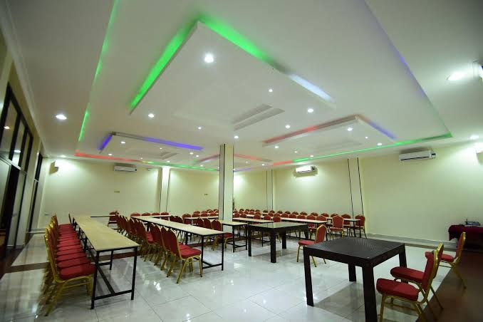 HOTEL OK