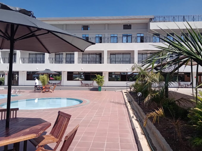Darrel Paradise Resort