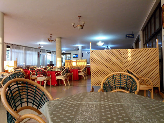 Colline Hotel – Mukono