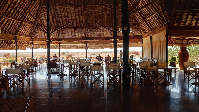 Ngutuni Lodge