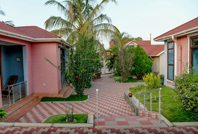 Samanene Hotel