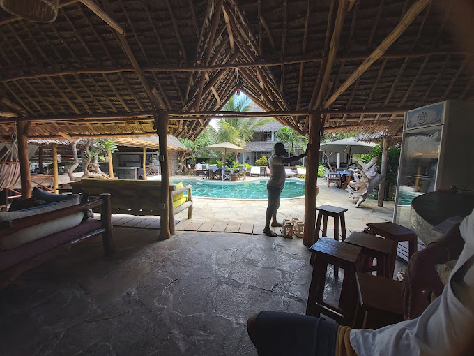 Mvuvi B&B, Kite House
