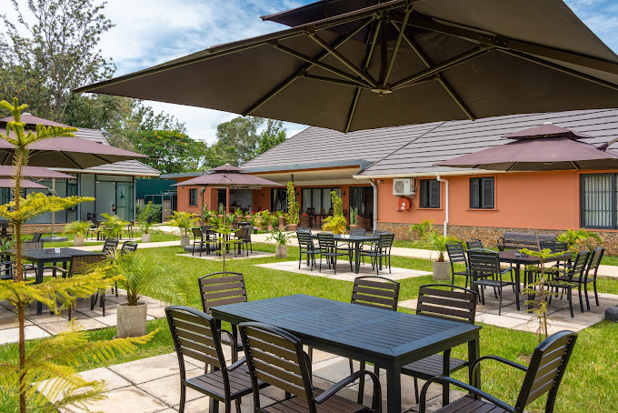 Hunters Paradise Tuuti Restaurant
