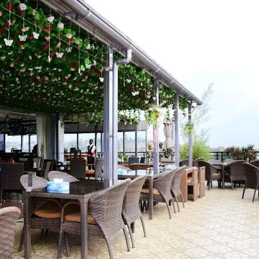 Nanjing Hotel ( Lugogo Branch )