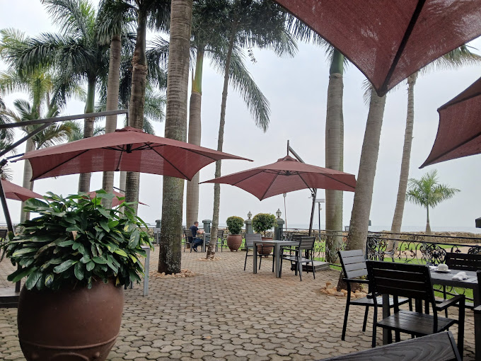 Tides Restaurant