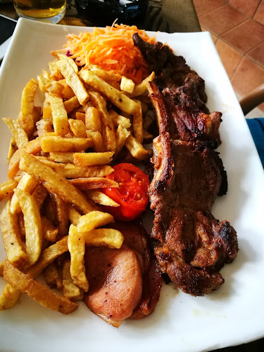 Colline Hotel – Mukono
