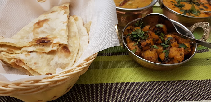 Northern Pearl Hotel, Indian Restaurant, Cottages & Suites