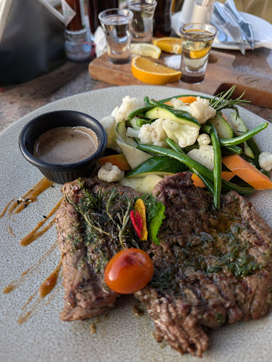 Golden Hill Restaurant & Lounge
