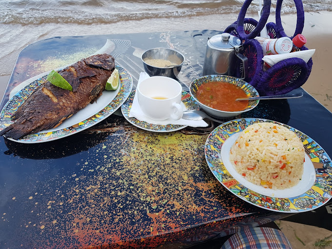 Palms Beach Restaurant