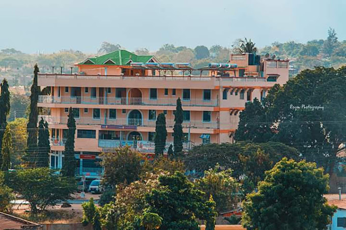 Fine Breeze Hotel
