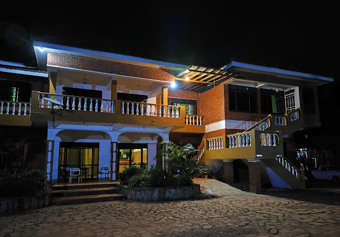 Hibis Hotel
