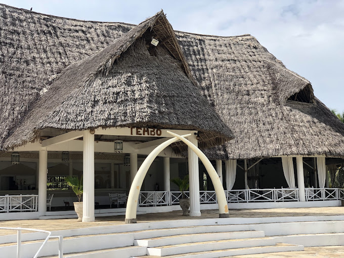 Karibuni Villas