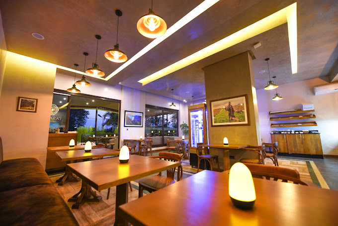 Caramel Café & Lounge – Lubowa