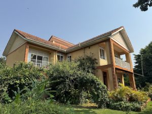 Pineapple Guest House Entebbe