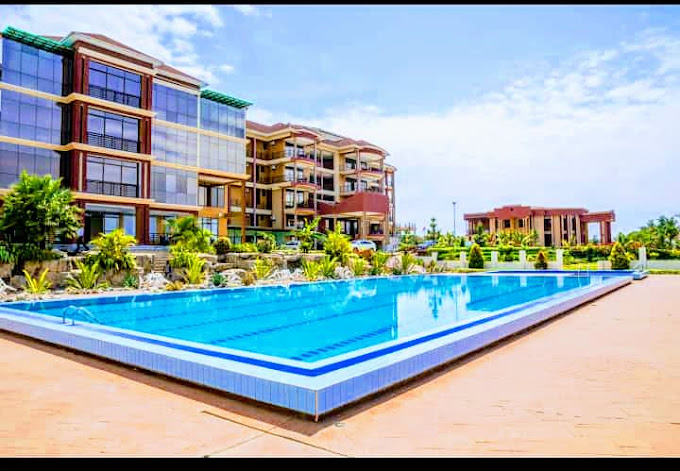 Ekhaya Crescent Hotel
