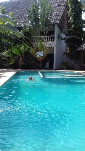 Breez Bay Hotel