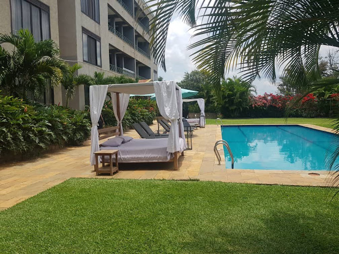 Ridgeway Apartments