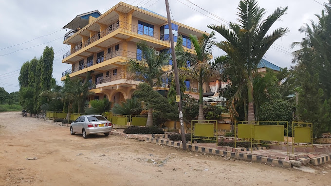 Port Park Hotel
