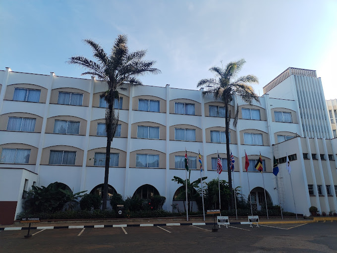 Sirikwa Hotel