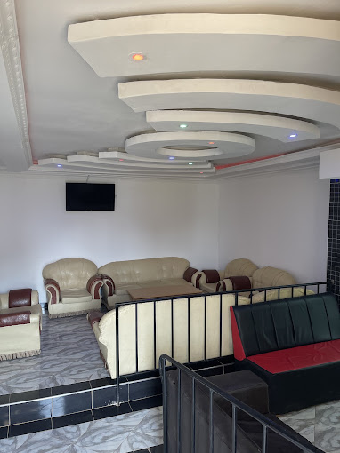 The Great Lounge Resort and Gardens