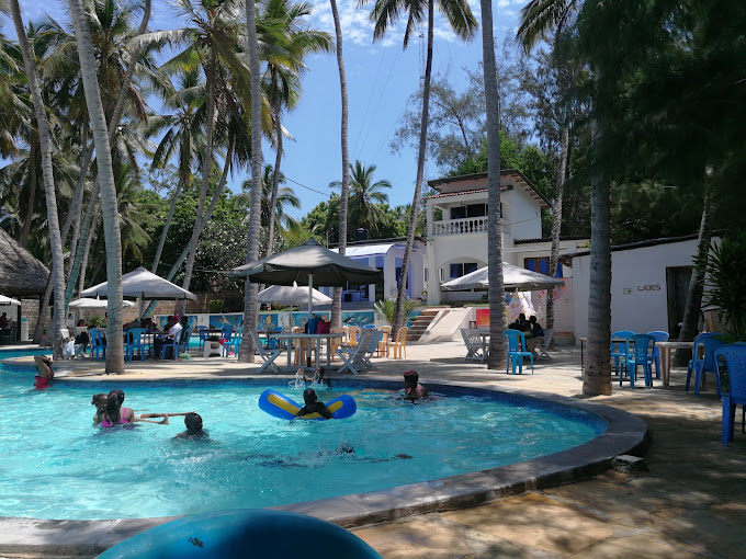 Talentos Beach Resort