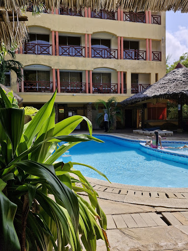 Bofa Beach Resort