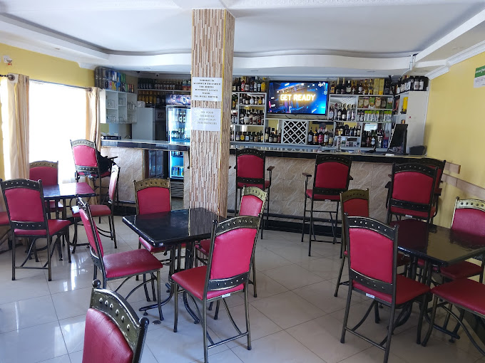 Jax Safari Hotel