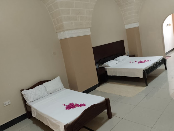 La Benderas Beach Hotel