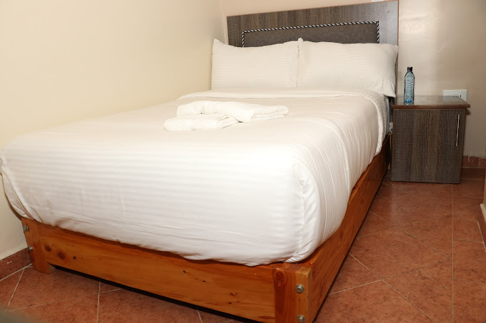 MOTEL CLAVINA