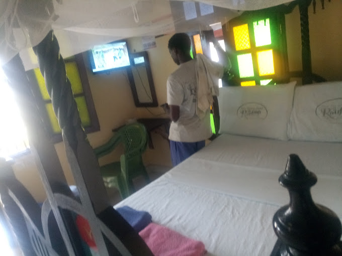 New Mahrus Hotel and Rooftop restaurant