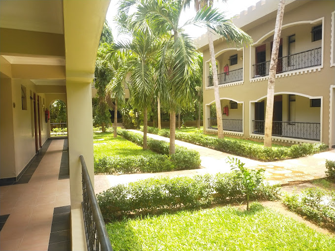 Palm Oasis Resort (Almond Resort) – Garissa