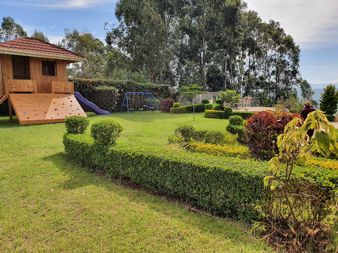 Sheerdrop country home