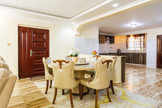 Golden View Manor