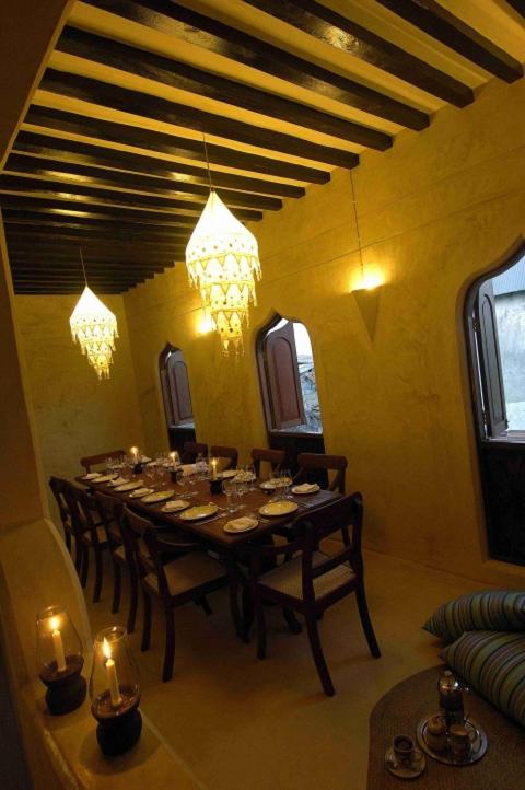 Samaki House