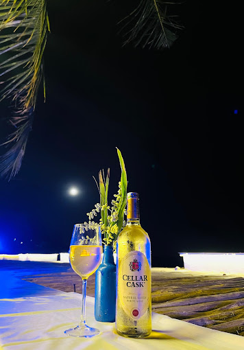 La Benderas Beach Hotel