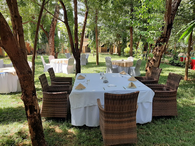 Granada hotel Mandera