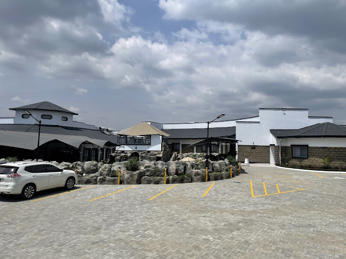 Avian Court Hotel Naivasha