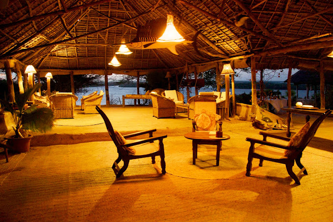 Mike’s Camp Kiwayu Island