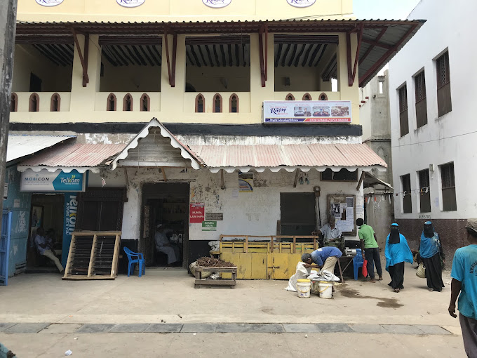 New Mahrus Hotel and Rooftop restaurant