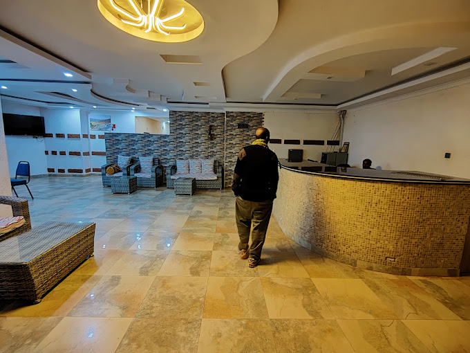 Sand And Rock Resort/hotel